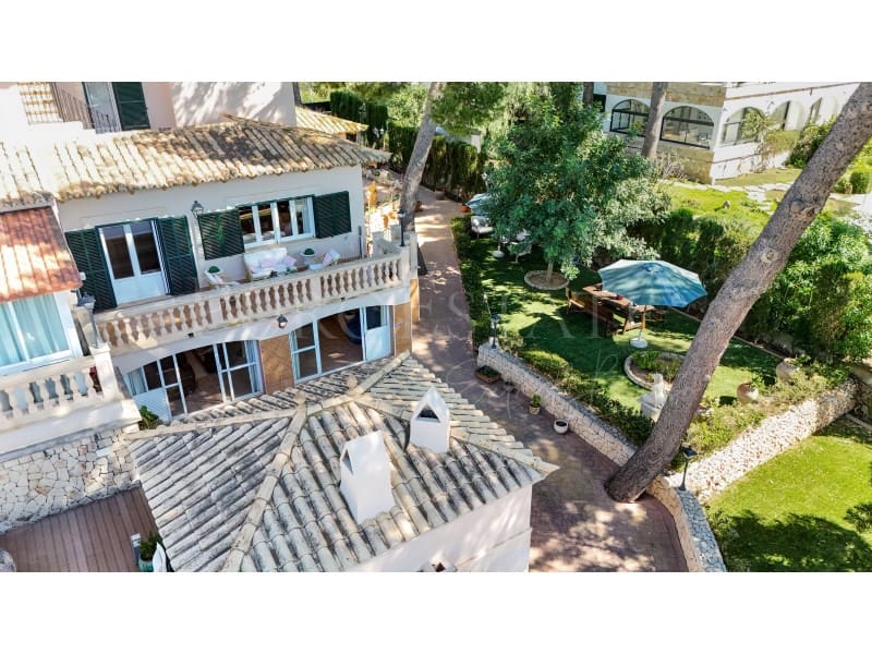 5 bedroom Villa for sale in Sa Cabaneta / La Cabaneta with garage - € 1,550,000 (Ref: 9625921)