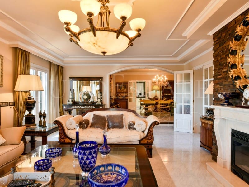 5 bedroom Villa for sale in Sa Cabaneta / La Cabaneta with garage - € 1,550,000 (Ref: 9625921)