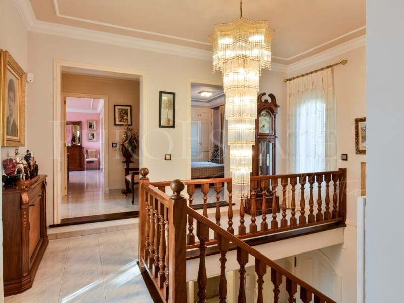 5 bedroom Villa for sale in Sa Cabaneta / La Cabaneta with garage - € 1,550,000 (Ref: 9625921)