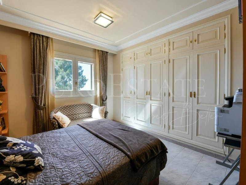 5 bedroom Villa for sale in Sa Cabaneta / La Cabaneta with garage - € 1,550,000 (Ref: 9625921)