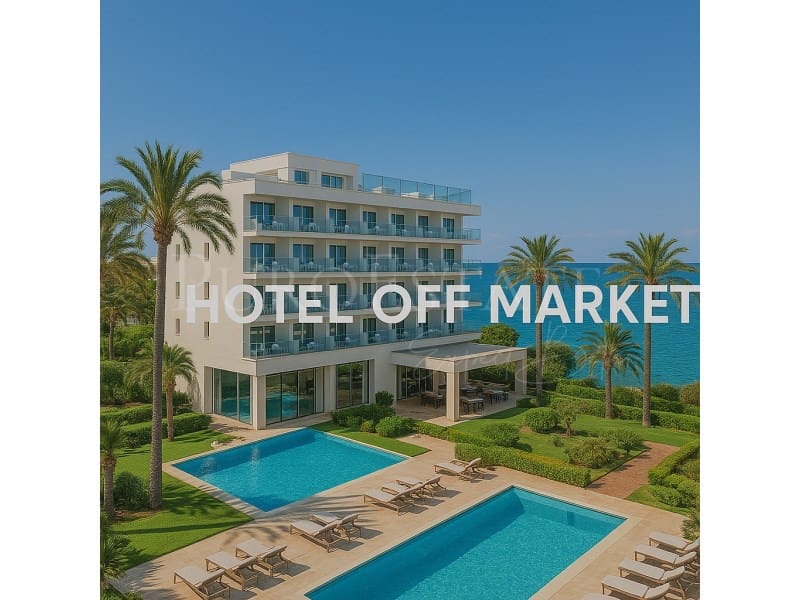 Hotel en Portals Nous en venta - 30.000.000 € (Ref: 9648039)