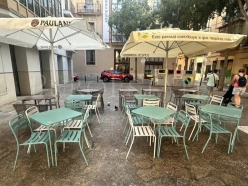 Restaurant/Bar for sale in Palma de Mallorca - € 95,000 (Ref: 9719838)