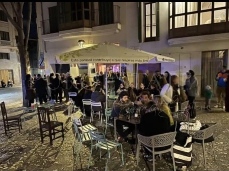 Restaurant/Bar for sale in Palma de Mallorca - € 95,000 (Ref: 9719838)