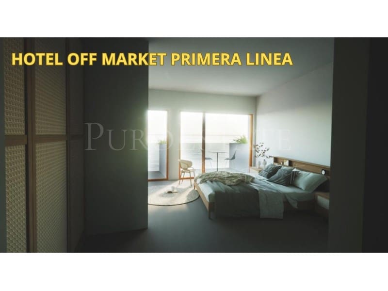 Hotell til salgs i Cala Bona - € 2 000 000 (Ref: 9806410)