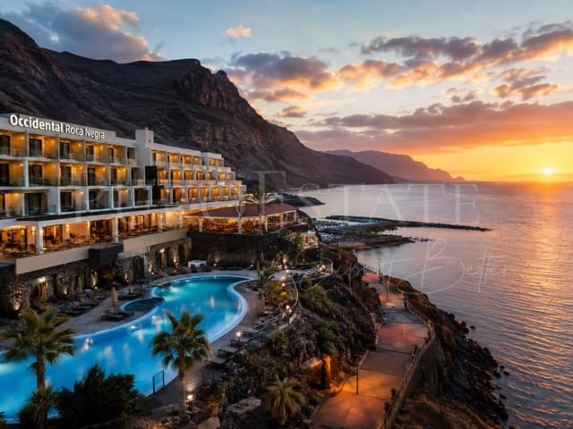 Hotel for sale in Agaete with garage - € 25,000,000 (Ref: 9910961)