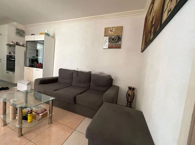 2 slaapkamer Appartement te koop in Costa del Silencio, Arona met zwembad - € 215.000 (Ref: 10042596)