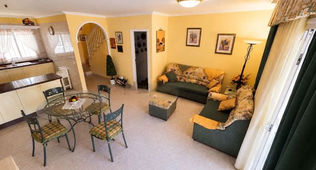 2 quarto Moradia Geminada para venda em Costa del Silencio, Arona com piscina garagem - 440 000 € (Ref: 10046925)