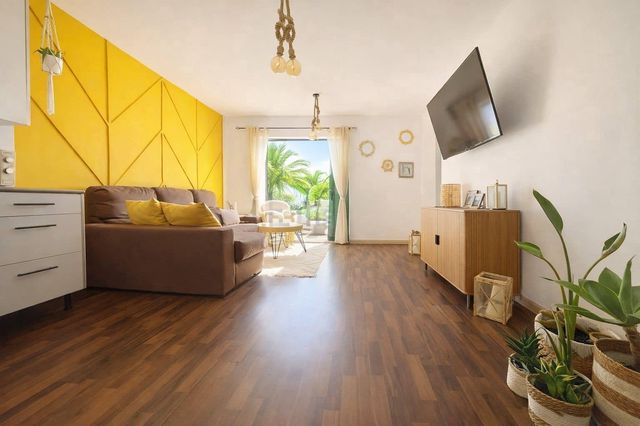 2 camera da letto Casa in vendita in Costa del Silencio, Arona con piscina - 239.000 € (Rif: 10067136)
