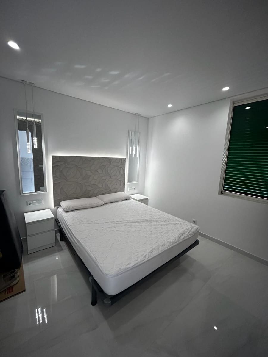 1 quarto Apartamento para venda em Costa del Silencio com piscina - 200 000 € (Ref: 10075373)