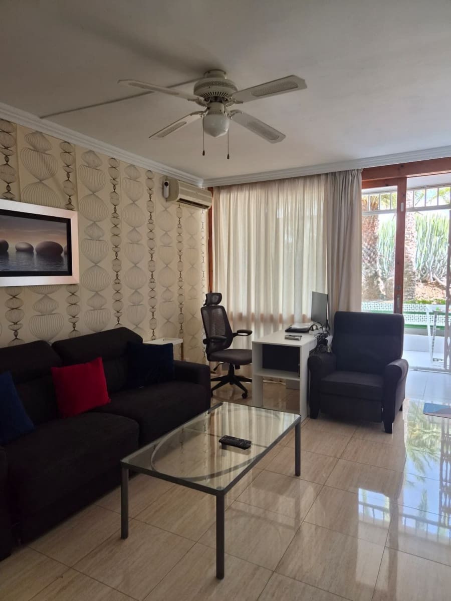 1 quarto Apartamento para venda em Costa del Silencio com piscina - 230 000 € (Ref: 10094257)