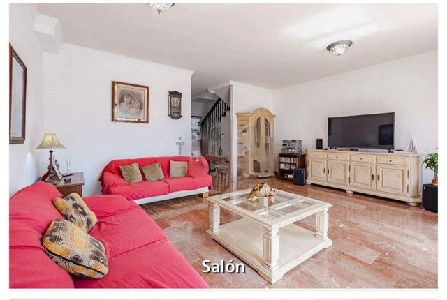 3 chambre Villa/Maison à vendre à Casco Urbano, Adeje avec piscine garage - 688 000 € (Ref: 10099713)
