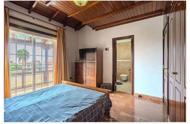 3 chambre Villa/Maison à vendre à Casco Urbano, Adeje avec piscine garage - 688 000 € (Ref: 10099713)