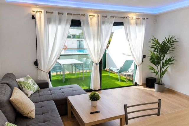 2 sypialnia Apartament na sprzedaż w Costa del Silencio, Arona z basenem - 260 000 € (Ref: 10108948)