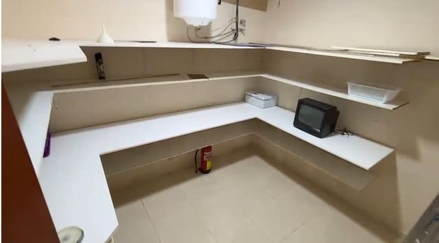 Local Commercial à vendre à Casco Urbano, Adeje - 400 000 € (Ref: 10141710)