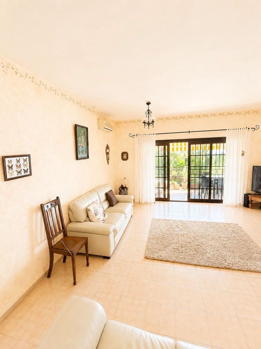 3 slaapkamer Appartement te koop in Golf del Sur met zwembad - € 289.000 (Ref: 10146297)