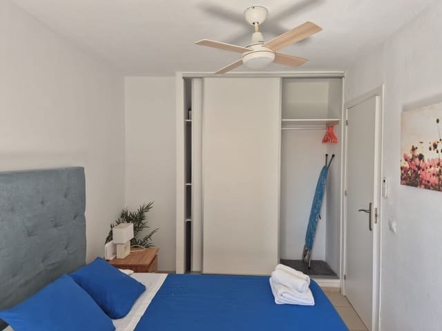1 soveværelse Lejlighed til salg i Playa de las Americas, Arona med swimmingpool - € 260.000 (Ref: 10148331)