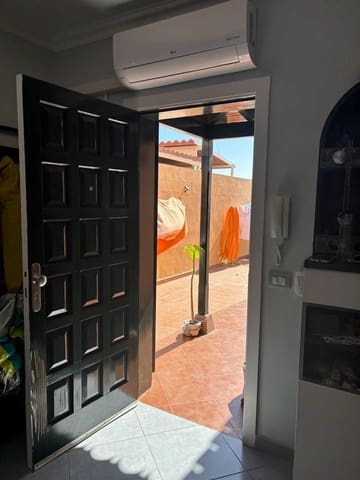 4 bedroom Semi-detached Villa for sale in Las Rosas (Las Galletas), Arona with garage - € 468,000 (Ref: 10157389)