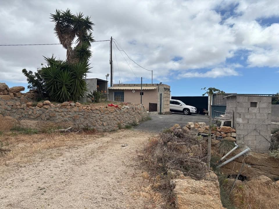 Undeveloped Land for sale in Granadilla de Abona - € 99,000 (Ref: 10173245)