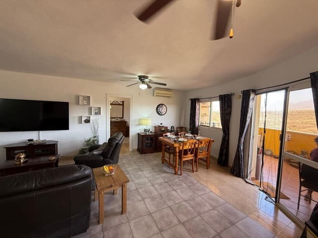 3 soveværelse Lejlighed til salg i Costa del Silencio, Arona med swimmingpool - € 339.000 (Ref: 10173246)