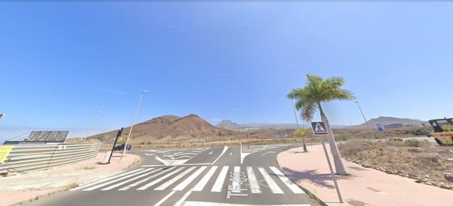 5 Zimmer Villa zu verkaufen in Los Cristianos, Arona mit Pool Garage - 1.030.000 € (Ref: 8737243)