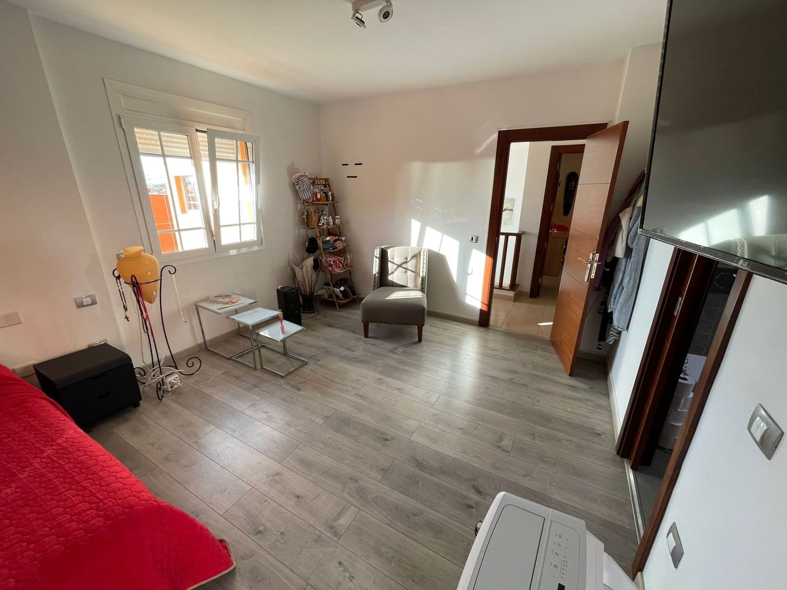 5 Zimmer Villa zu verkaufen in Los Cristianos mit Pool Garage - 1.030.000 € (Ref: 8737243)