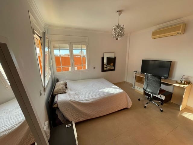 5 Zimmer Villa zu verkaufen in Los Cristianos, Arona mit Pool Garage - 1.030.000 € (Ref: 8737243)