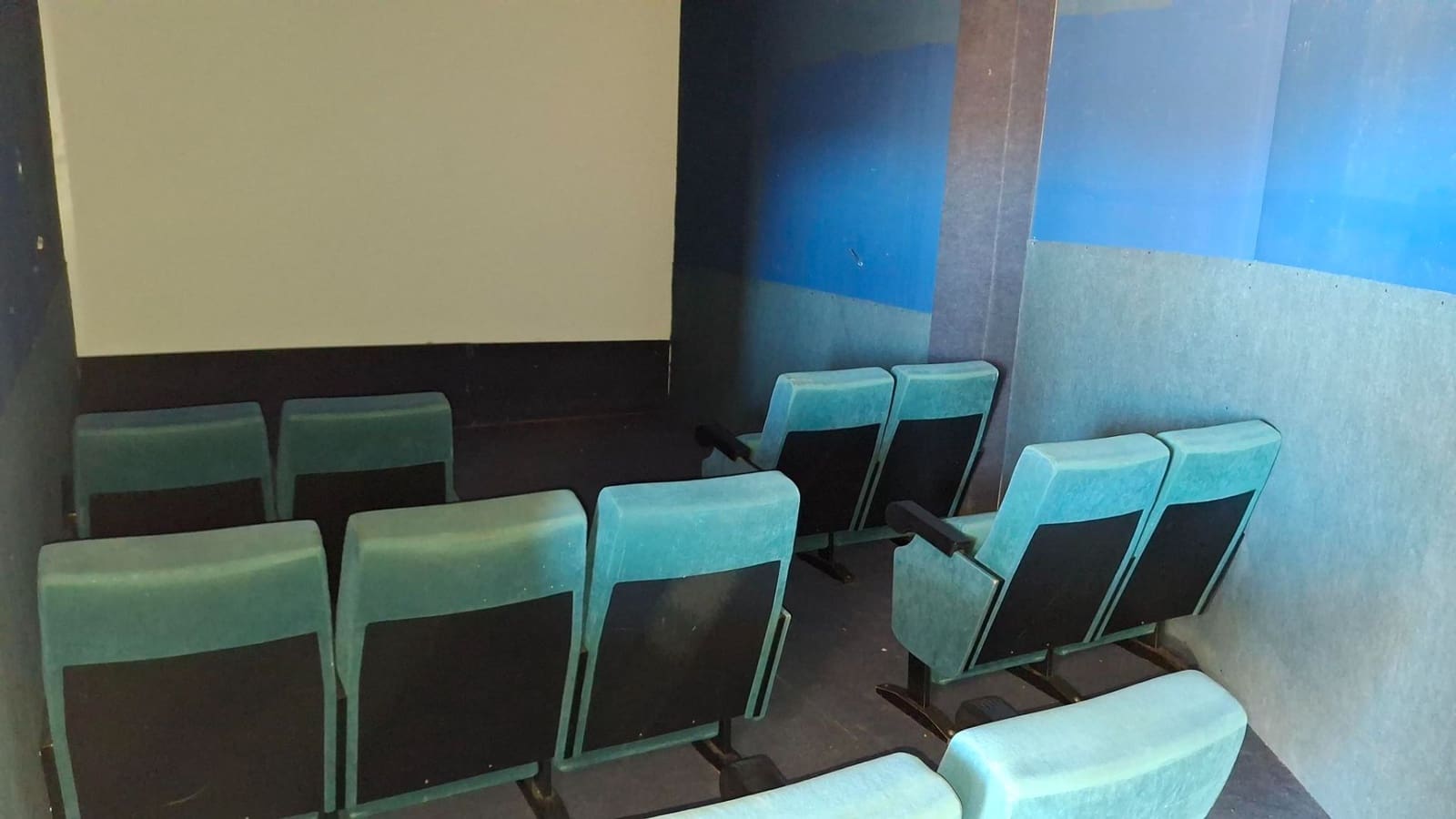 10 slaapkamer Villa te koop in Buzanada met zwembad garage - € 1.399.000 (Ref: 8812194)