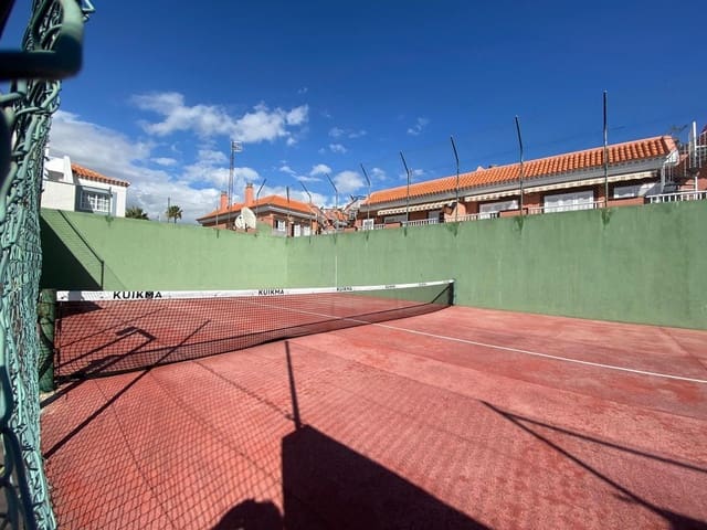 1 soverom Leilighet til salgs i Costa del Silencio, Arona med svømmebasseng garasje - € 269 000 (Ref: 8847116)