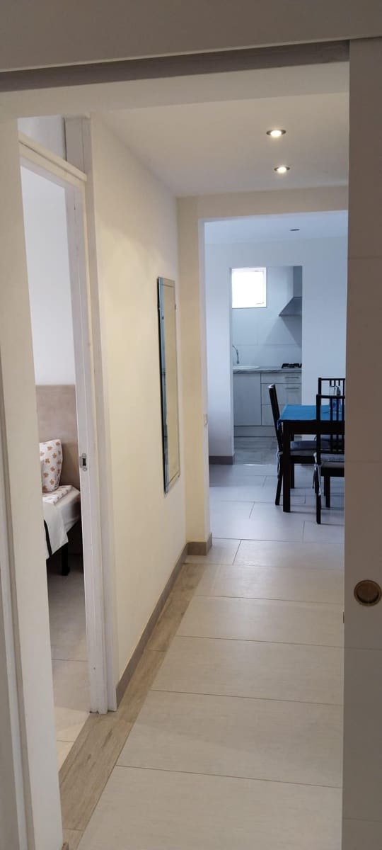 5 bedroom Villa for sale in Arona with garage - € 585,000 (Ref: 9202222)