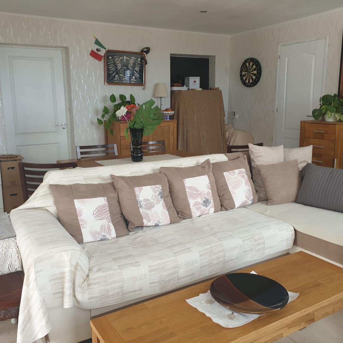 5 bedroom Villa for sale in Arona with garage - € 585,000 (Ref: 9202222)