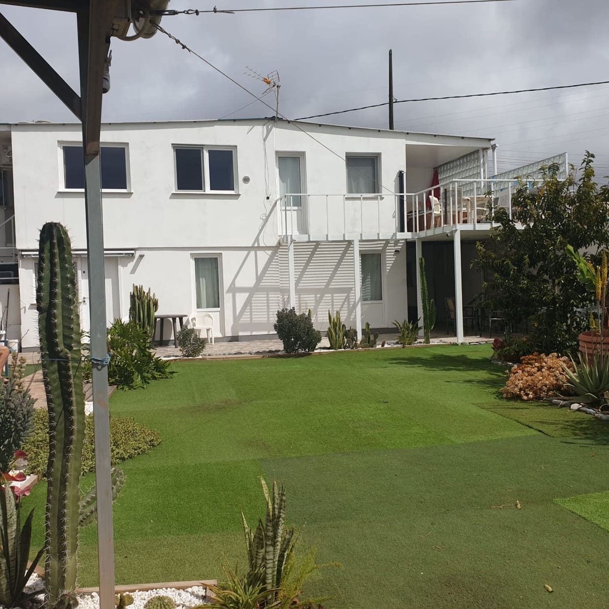 5 bedroom Villa for sale in Arona with garage - € 585,000 (Ref: 9202222)