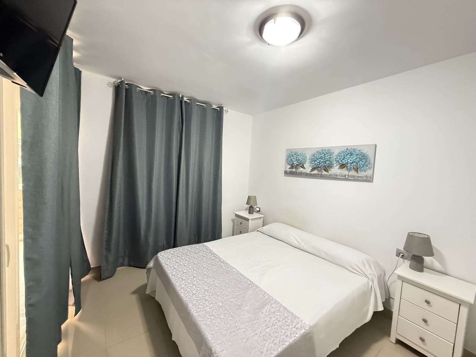 2 bedroom Apartment for sale in Los Cristianos with pool - € 370,000 (Ref: 9294202)