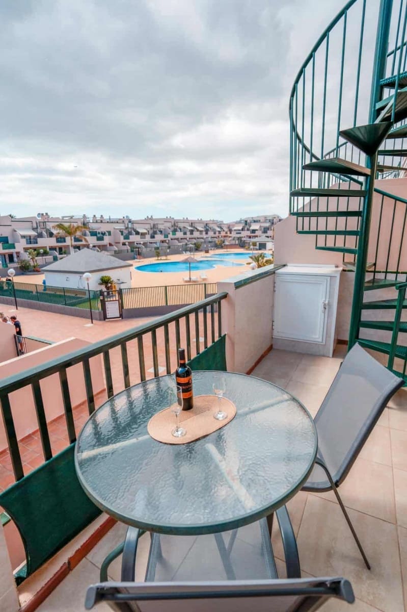 2 soveværelse Lejlighed til salg i Costa del Silencio med swimmingpool - € 259.000 (Ref: 9312368)