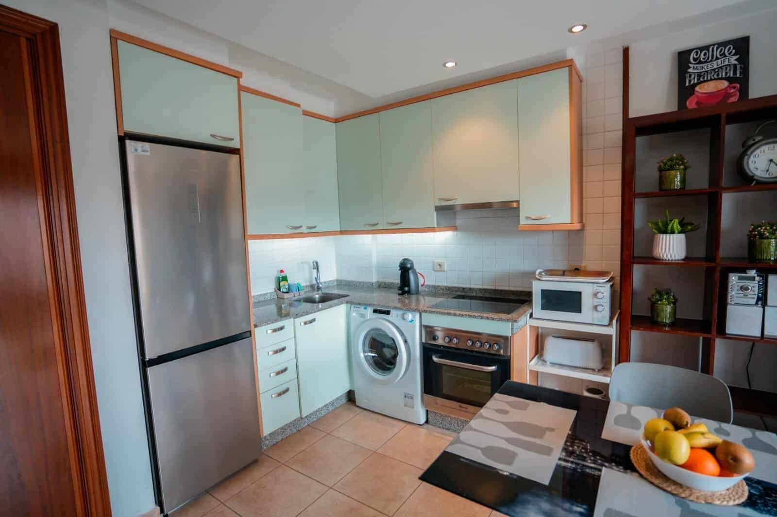 2 soveværelse Lejlighed til salg i Costa del Silencio med swimmingpool - € 259.000 (Ref: 9312368)