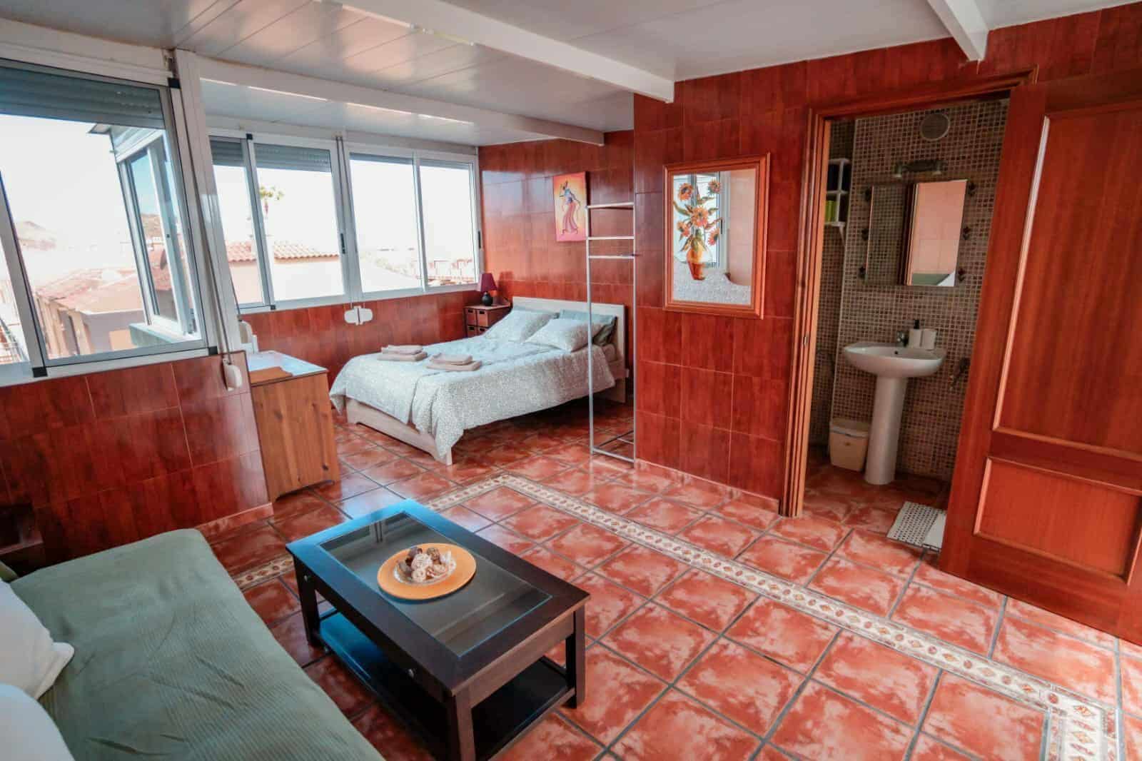 2 soveværelse Lejlighed til salg i Costa del Silencio med swimmingpool - € 259.000 (Ref: 9312368)