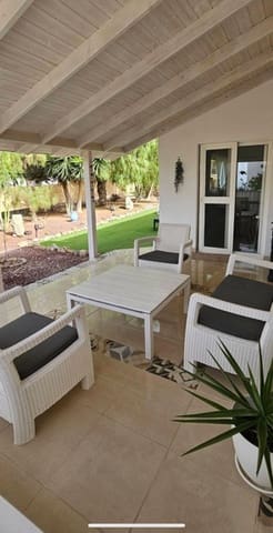 2 quarto Moradia para venda em San Isidro de Abona, Granadilla de Abona com garagem - 265 000 € (Ref: 9334440)