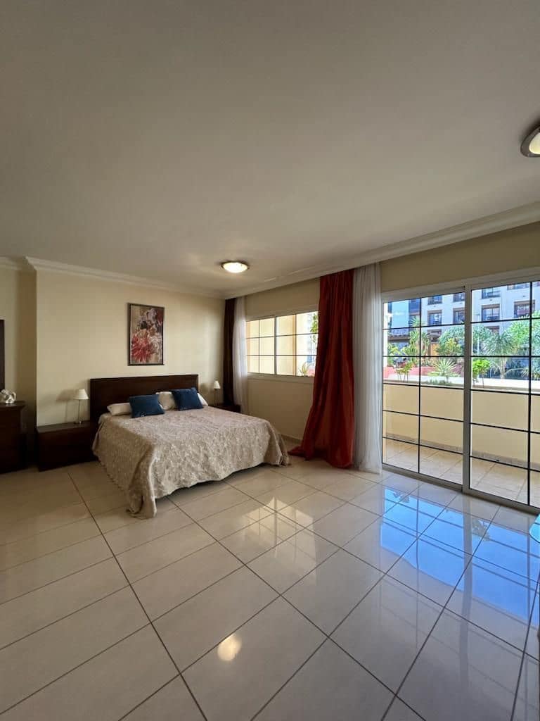 2 quarto Apartamento para venda em Costa Adeje com piscina garagem - 795 000 € (Ref: 9334441)