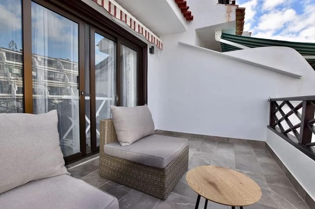 2 makuuhuone Omakotitalo myytävänä paikassa Costa del Silencio, Arona - 325 000 € (Ref: 9334442)