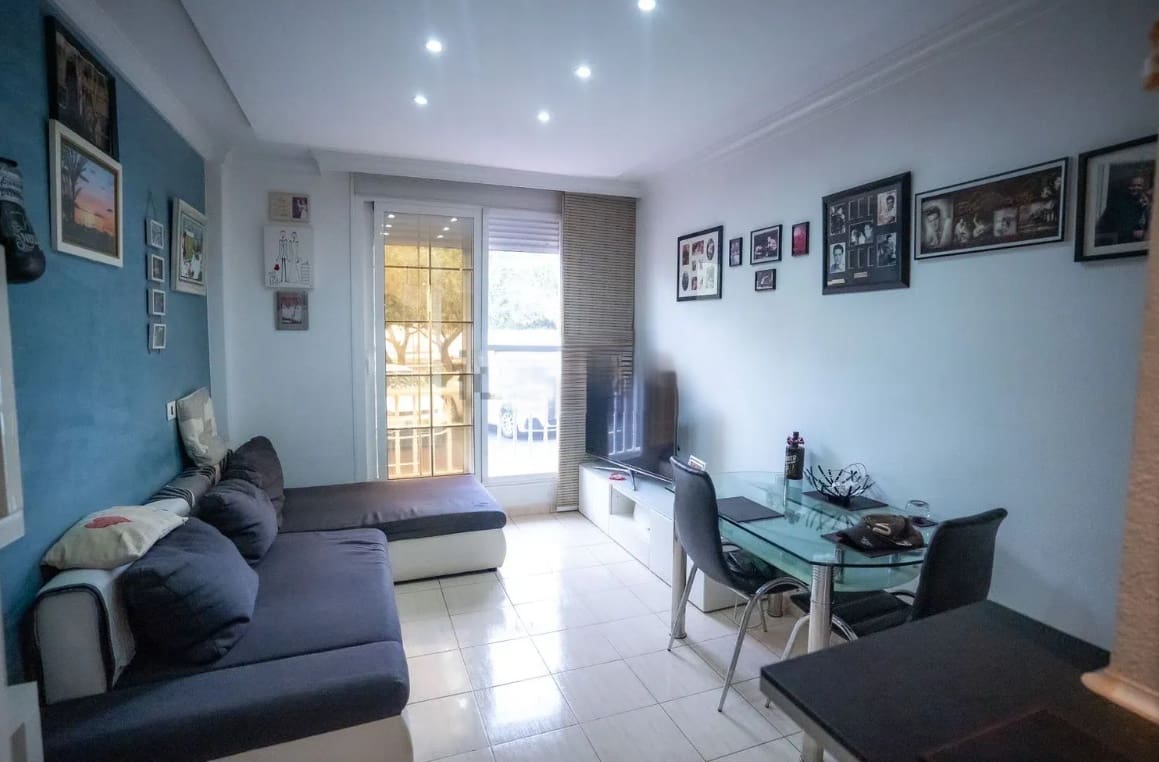 2 bedroom Apartment for sale in Las Rosas with garage - € 220,000 (Ref: 9422013)