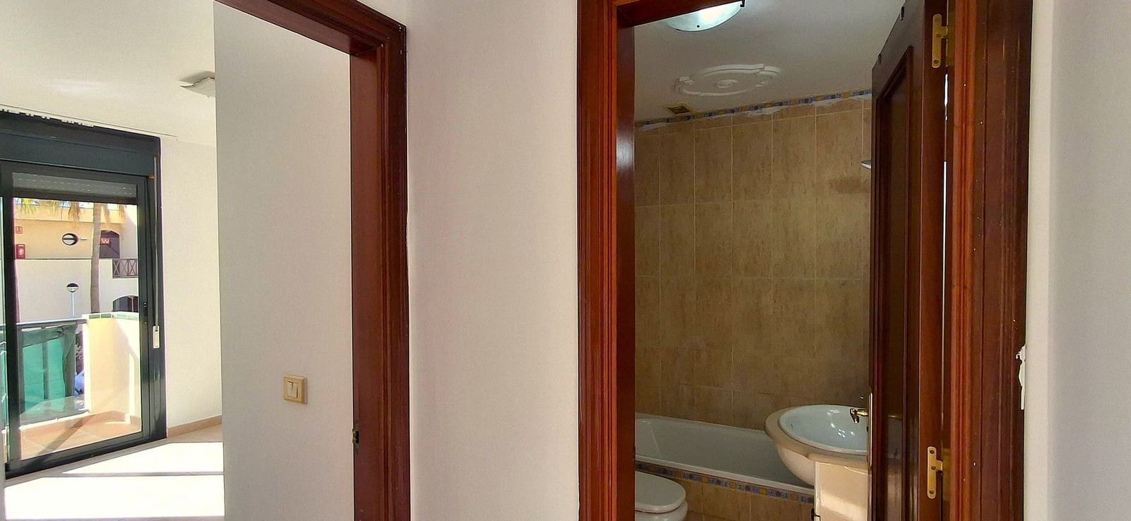 2 Zimmer Apartment zu verkaufen in Costa del Silencio mit Pool - 239.000 € (Ref: 9502997)