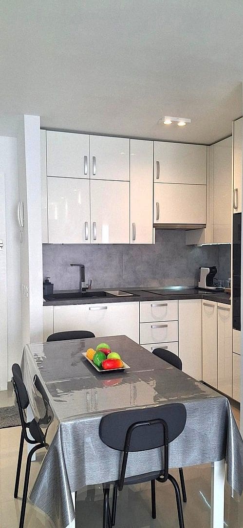 1 chambre Appartement à vendre à Costa del Silencio avec piscine - 195 000 € (Ref: 9503919)