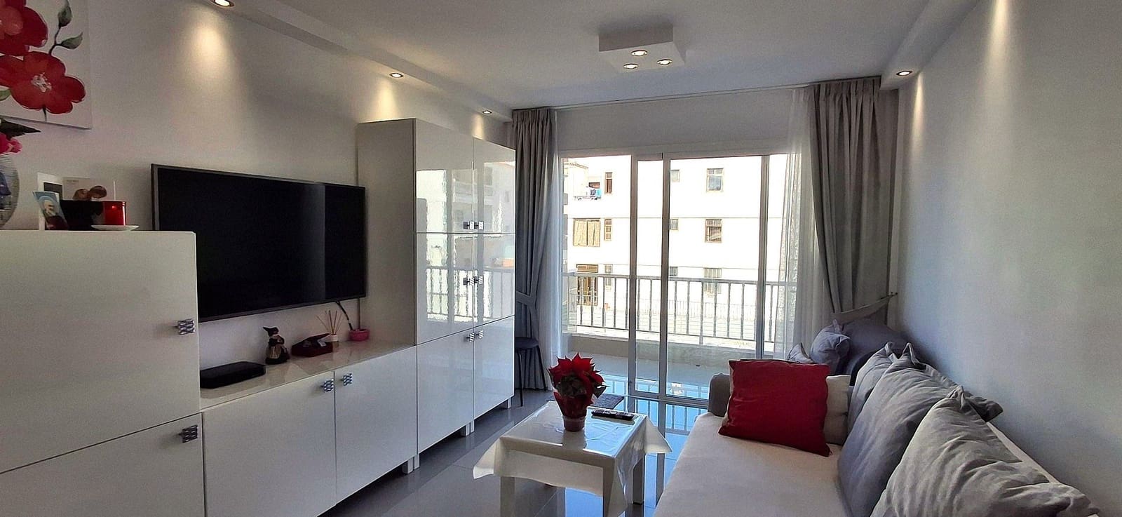 1 chambre Appartement à vendre à Costa del Silencio avec piscine - 195 000 € (Ref: 9503919)
