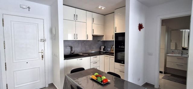 1 quarto Apartamento para venda em Costa del Silencio, Arona com piscina - 195 000 € (Ref: 9503919)