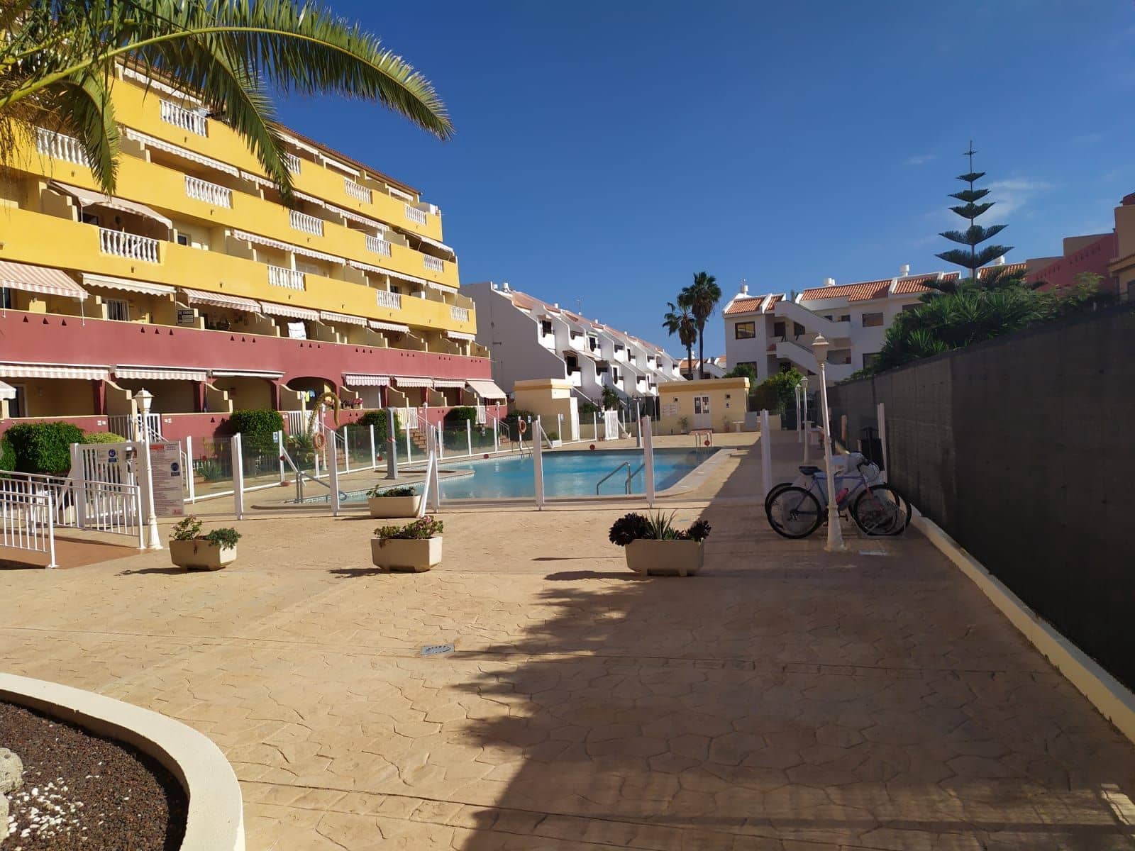 2 slaapkamer Appartement te koop in Costa del Silencio met zwembad - € 247.500 (Ref: 9503920)
