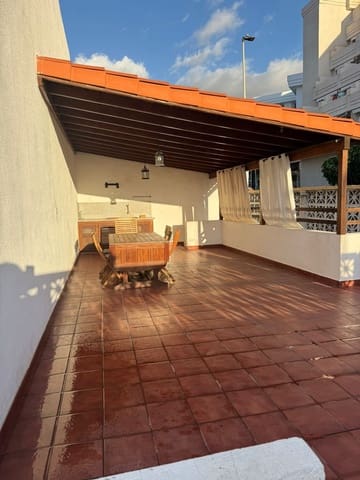 3 camera da letto Casa da affittare in Playa de la Arena, Santiago del Teide con garage - 2.000 € (Rif: 9518510)