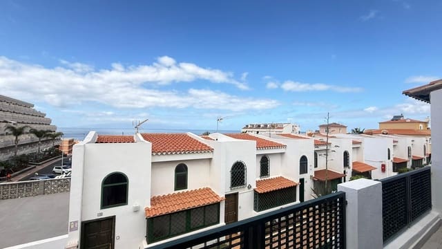 3 makuuhuone Omakotitalo vuokrattavana paikassa Playa de la Arena, Santiago del Teide mukana uima-altaan 
autotalli - 2 000 € (Ref: 9518510)