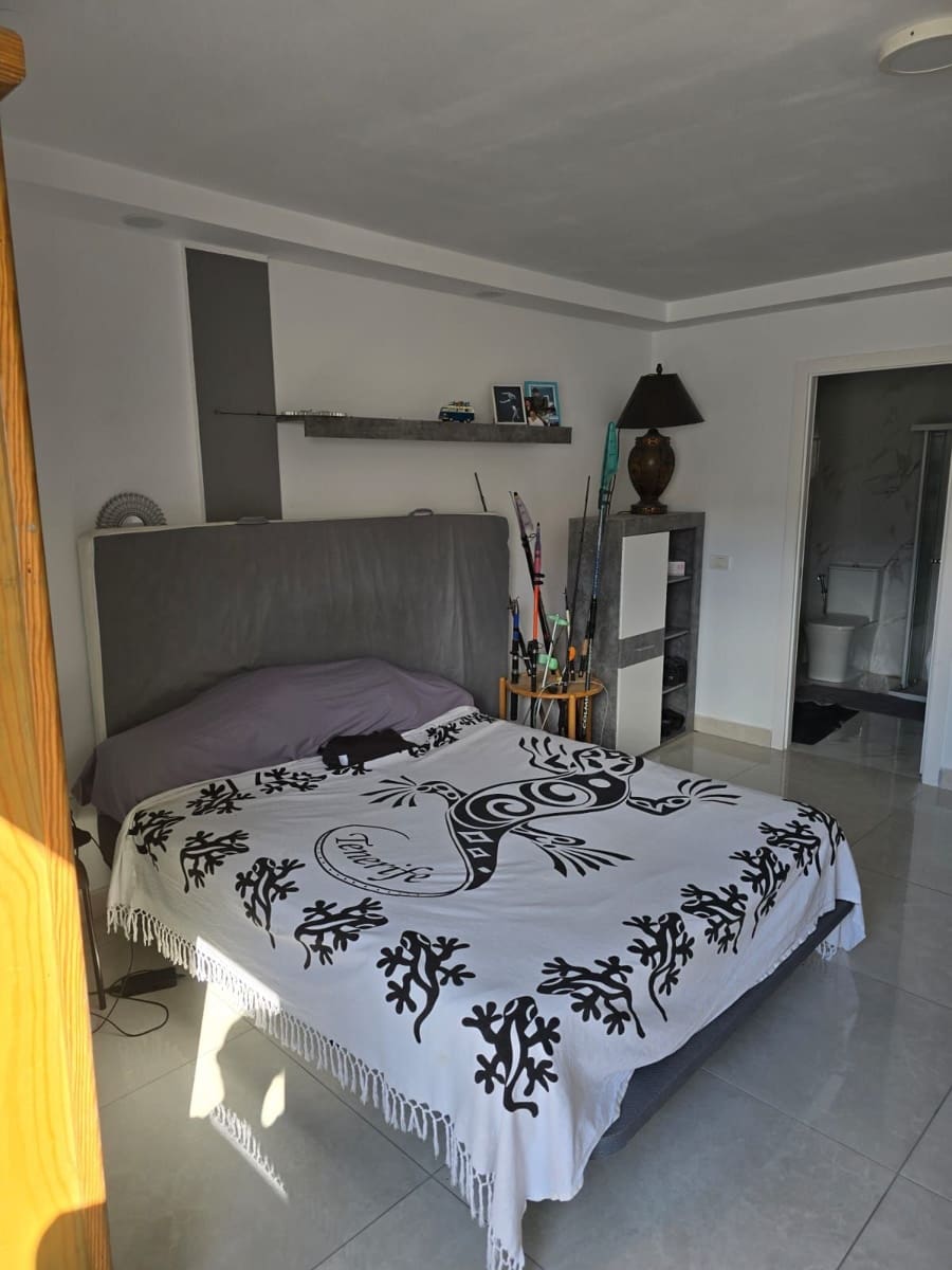 Yksiö myytävänä paikassa Costa del Silencio mukana uima-altaan - 220 000 € (Ref: 9599254)