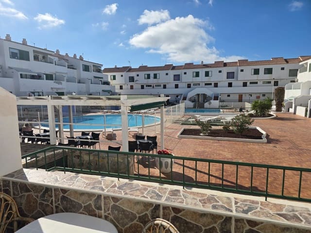 Studio te koop in Costa del Silencio, Arona met zwembad - € 220.000 (Ref: 9599254)