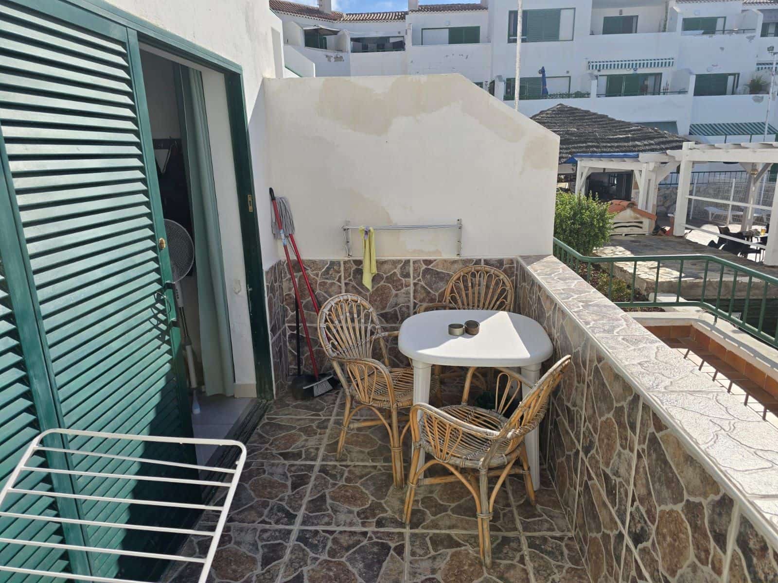 Yksiö myytävänä paikassa Costa del Silencio mukana uima-altaan - 220 000 € (Ref: 9599254)