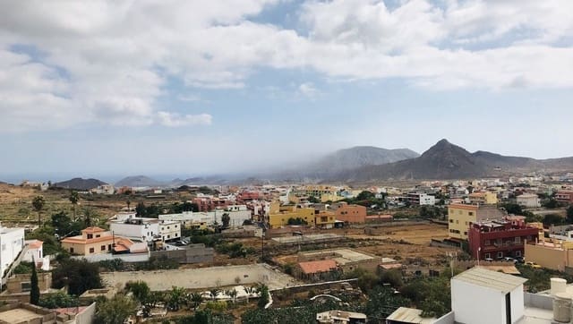 4 makuuhuone Kattohuoneisto myytävänä paikassa Buzanada, Arona mukana 
autotalli - 295 000 € (Ref: 9625360)